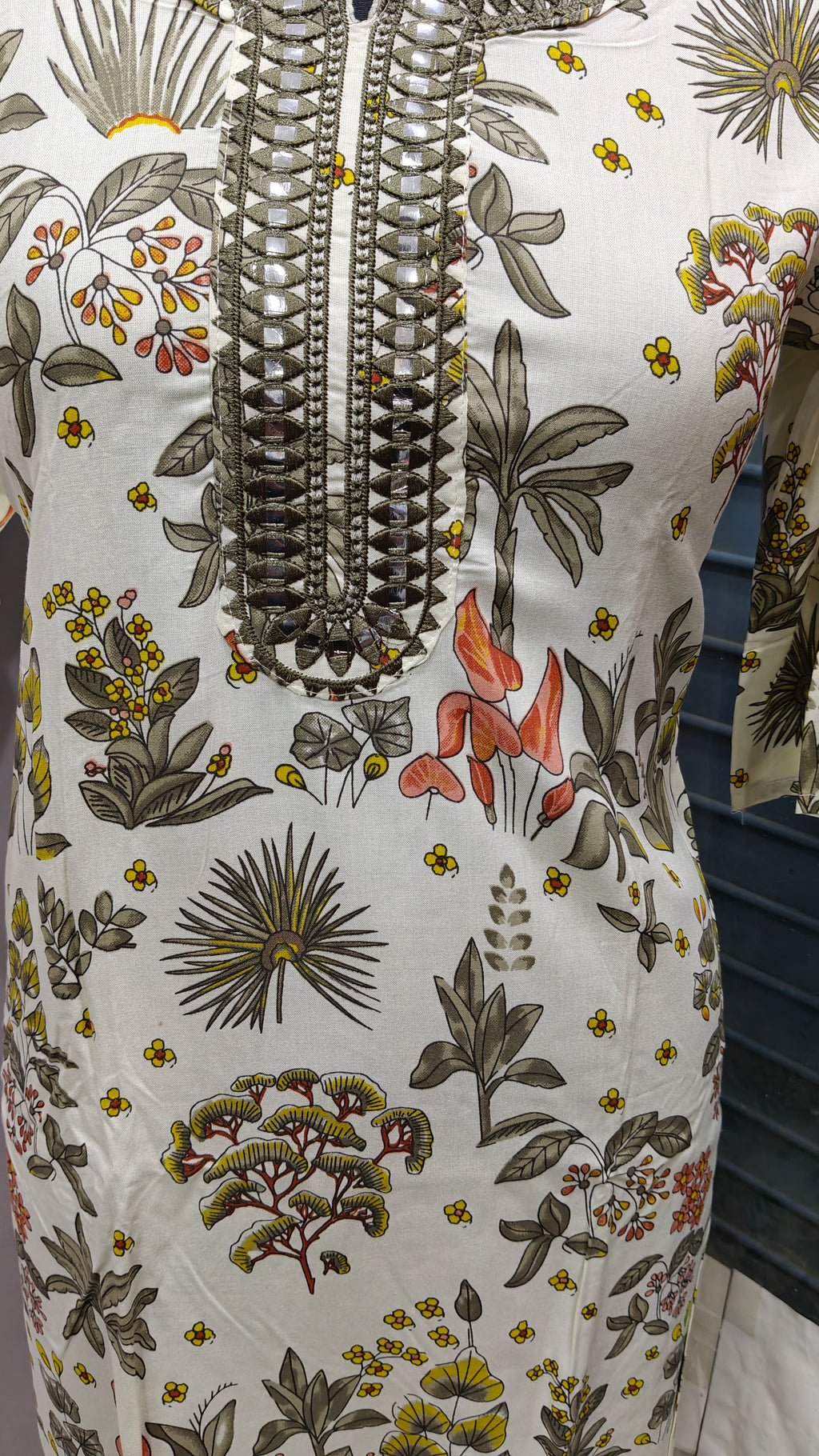 Heavy Quality Stylish Printed Kurta 3 piece Set For Women