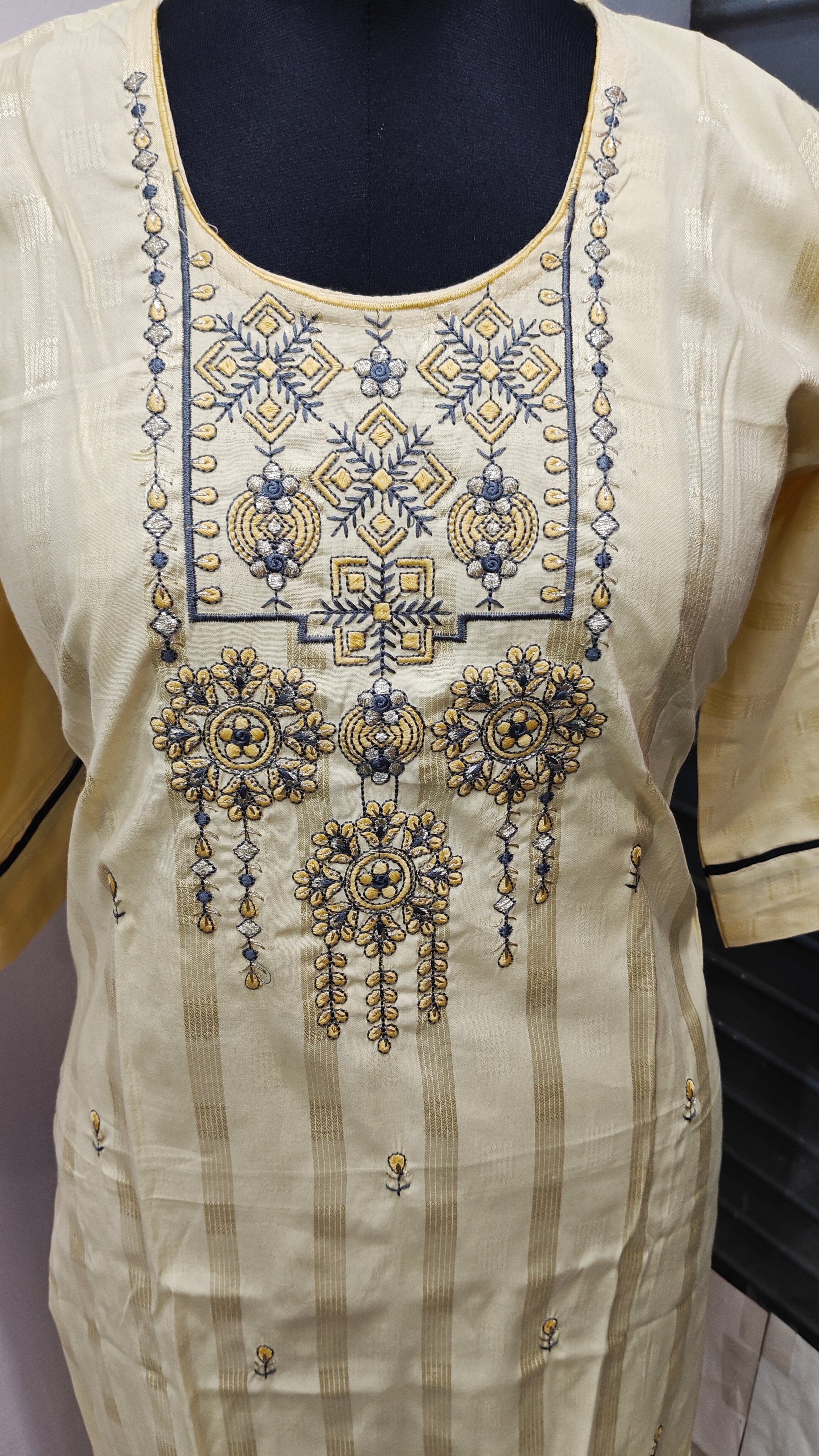 Beautiful Kurti For Women