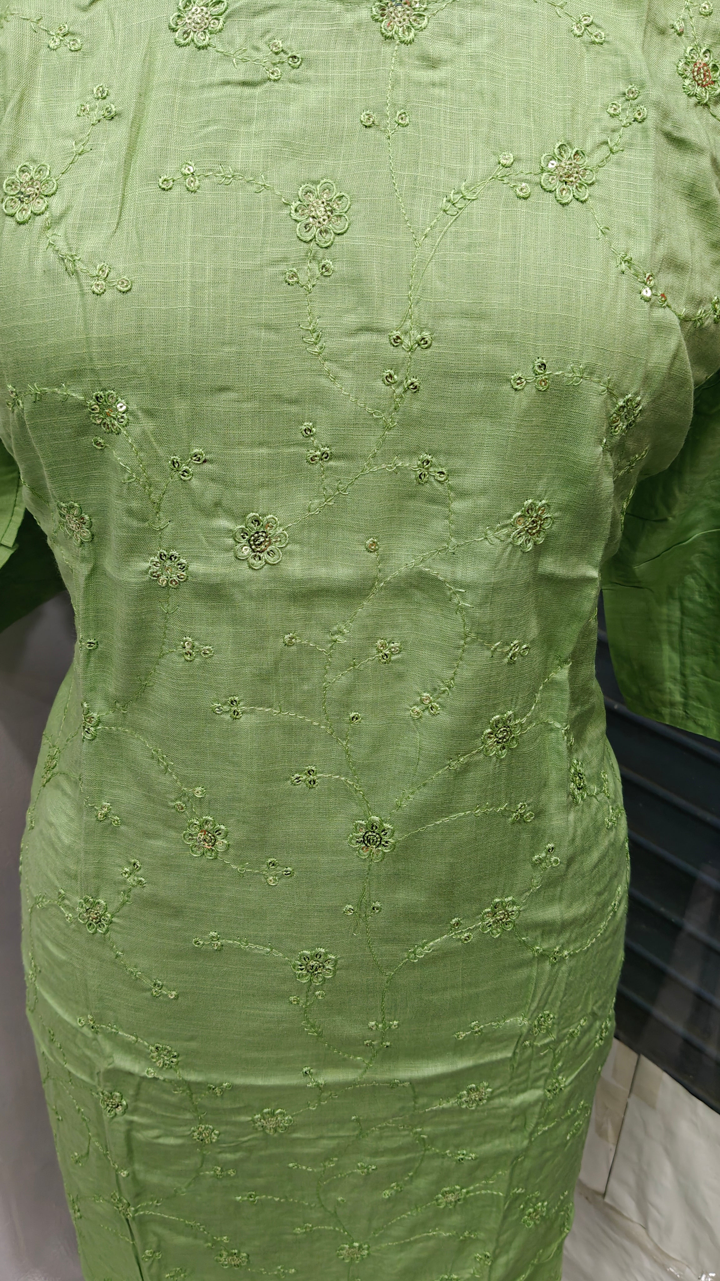 Beautiful Chicken Kurta For Women